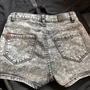 Big high rise shorts